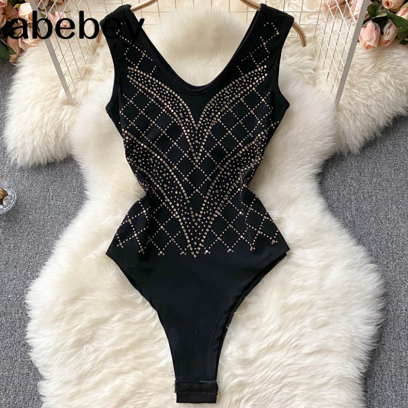 Design Beading Rompers Women Fashion Sleeveless V Neck Slim Jumpsuits Summer Sexy Streetwear Short Bodysuit 2022 New
Design Beading Rompers Women Fashion Sleeveless V Neck Slim Jumpsuits Summer Sexy Streetwear Short Bodysuit 2022 New