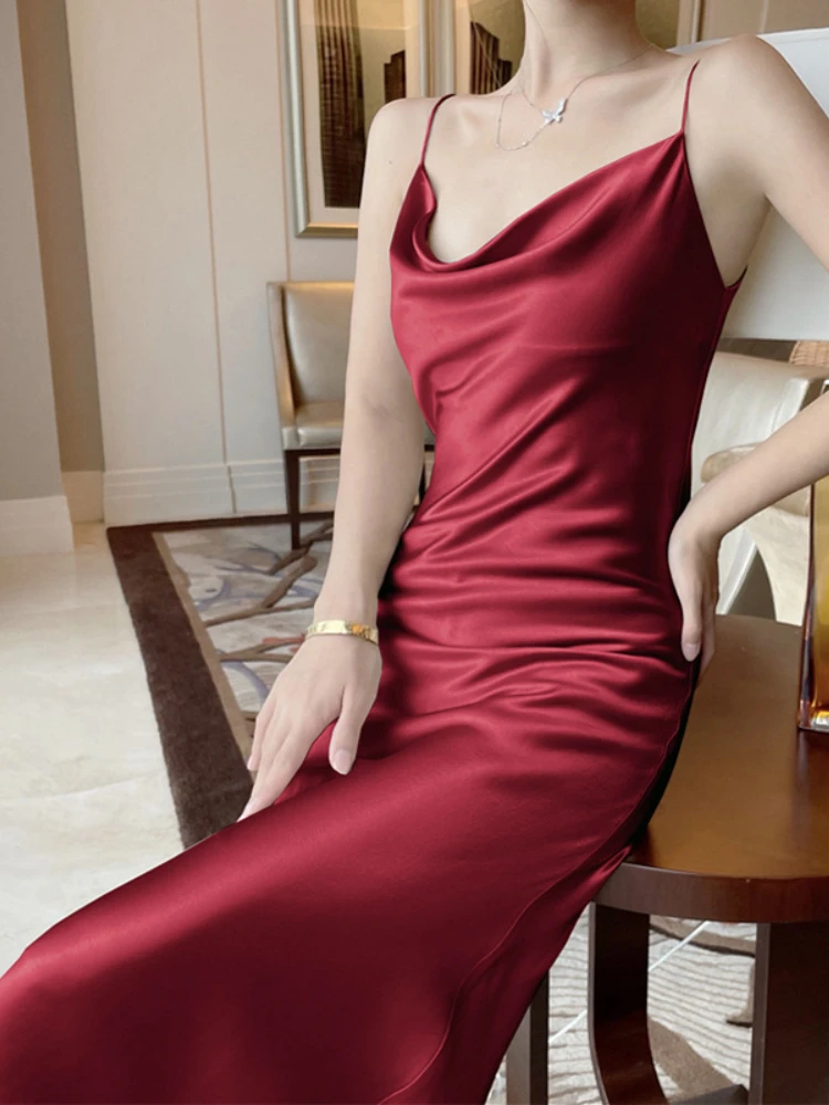 Dress for Women Summer Women Elegant Satin Dress Spaghetti Strap Vintage Beach V-Neck Korean Fashion Sexy Long Party Dress
Dress for Women Summer Women Elegant Satin Dress Spaghetti Strap Vintage Beach V-Neck Korean Fashion Sexy Long Party Dress