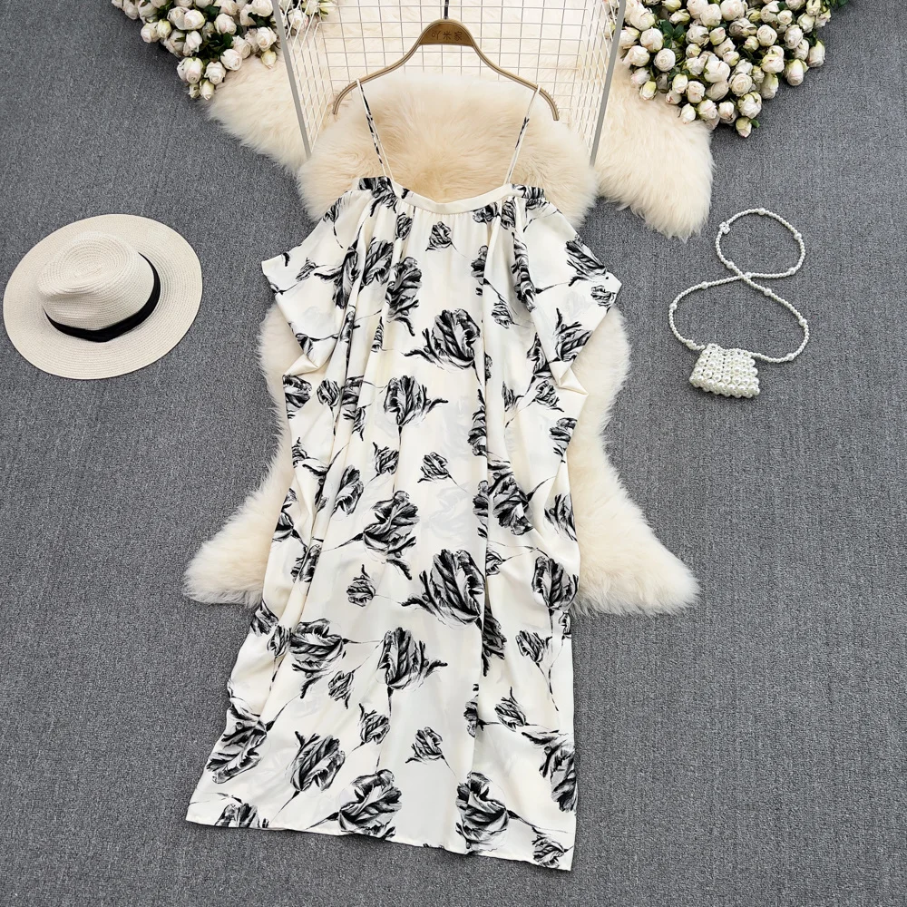 Fashion Chic Floral Suspender Dress Women's Summer Retro Loose Backless Sling Dress Girls Seaside Holiday Beach Dresses
Fashion Chic Floral Suspender Dress Women's Summer Retro Loose Backless Sling Dress Girls Seaside Holiday Beach Dresses