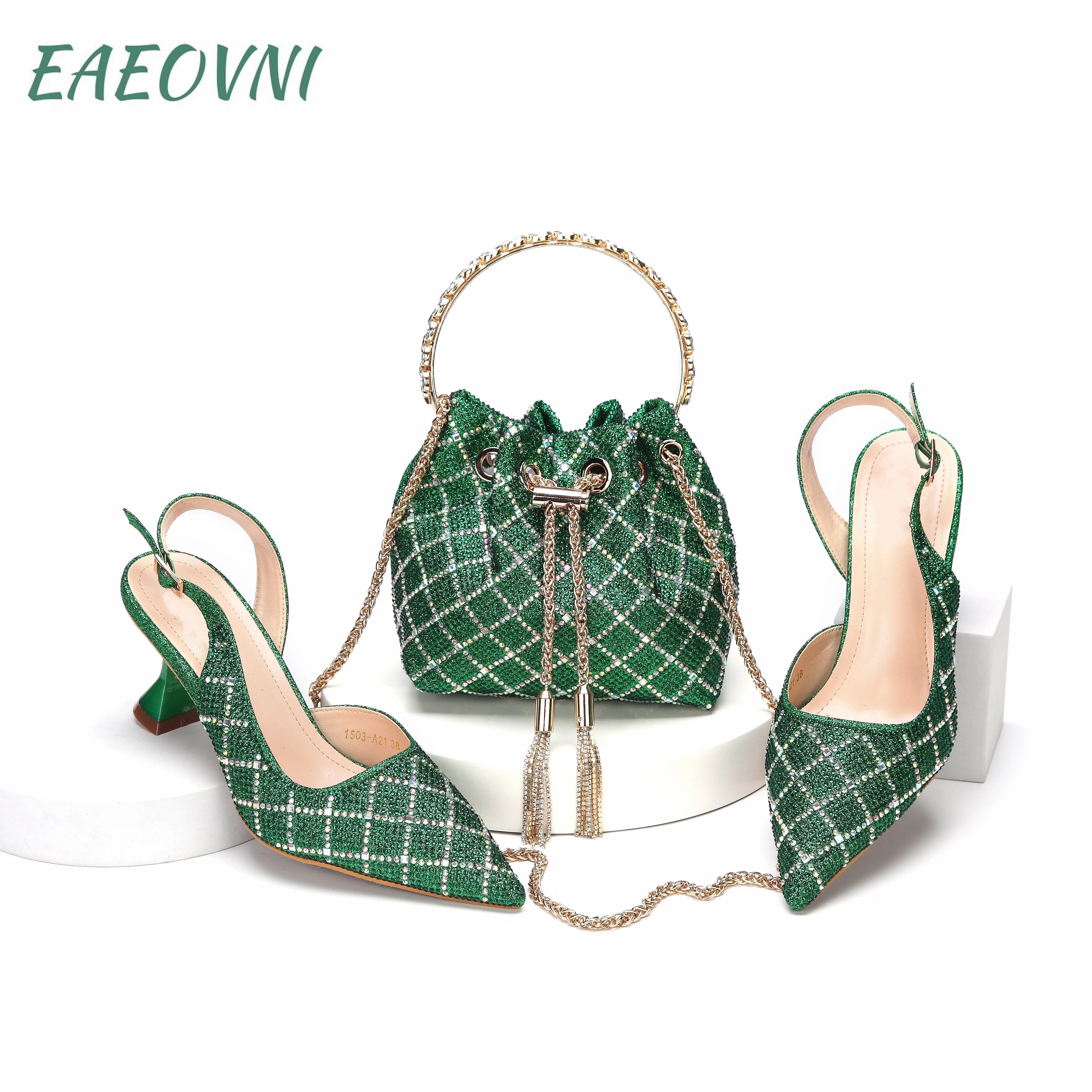 Green African Fashion Ladies Shoes and Bag Good Quality High Heels Delicate Metal Chain Rhinestone Made of High Grade Material
Green African Fashion Ladies Shoes and Bag Good Quality High Heels Delicate Metal Chain Rhinestone Made of High Grade Material