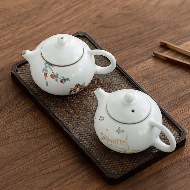 Creative Ceramic Ru Kiln Teapot Large Single Can Raise Kung Fu Tea Set Teapot Single Pot Xishi Pot Household Chinese Tea Set
Creative Ceramic Ru Kiln Teapot Large Single Can Raise Kung Fu Tea Set Teapot Single Pot Xishi Pot Household Chinese Tea Set
