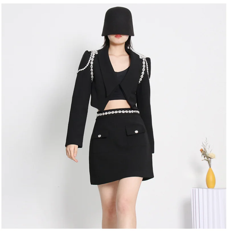 2022 Autumn Elegant Ol Women Two-Piece Set Diamond Chain Short Blazer Jacket + A-Line Mini Skirt Suit Fashion Party Office Sets
2022 Autumn Elegant Ol Women Two-Piece Set Diamond Chain Short Blazer Jacket + A-Line Mini Skirt Suit Fashion Party Office Sets