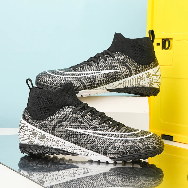 New Football Boots Men's Football Shoes Children's Football Sports Shoes Five Person Football Training Shoes
New Football Boots Men's Football Shoes Children's Football Sports Shoes Five Person Football Training Shoes