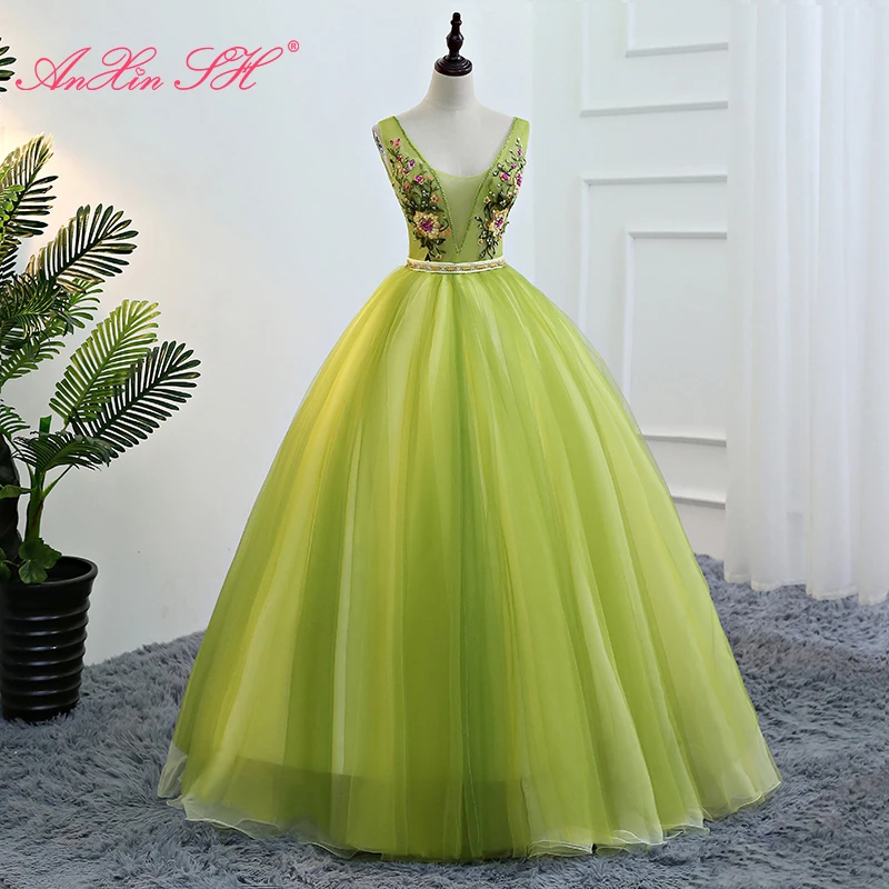 AnXin SH princess green lace v neck sleeveless party vintage beading crystal embroidery flower host ball gown evening dress
AnXin SH princess green lace v neck sleeveless party vintage beading crystal embroidery flower host ball gown evening dress