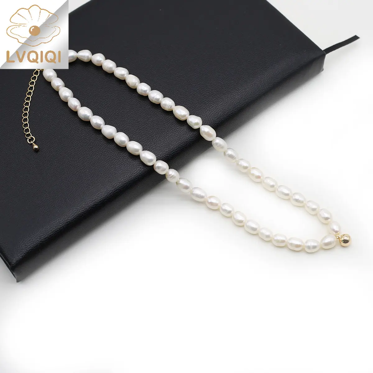 Natural Freshwater Pearl Rice Shape Beaded Necklace Pendant Isolated Loose Beads for DIY Jewelry Making Bracelet Accessories
Natural Freshwater Pearl Rice Shape Beaded Necklace Pendant Isolated Loose Beads for DIY Jewelry Making Bracelet Accessories