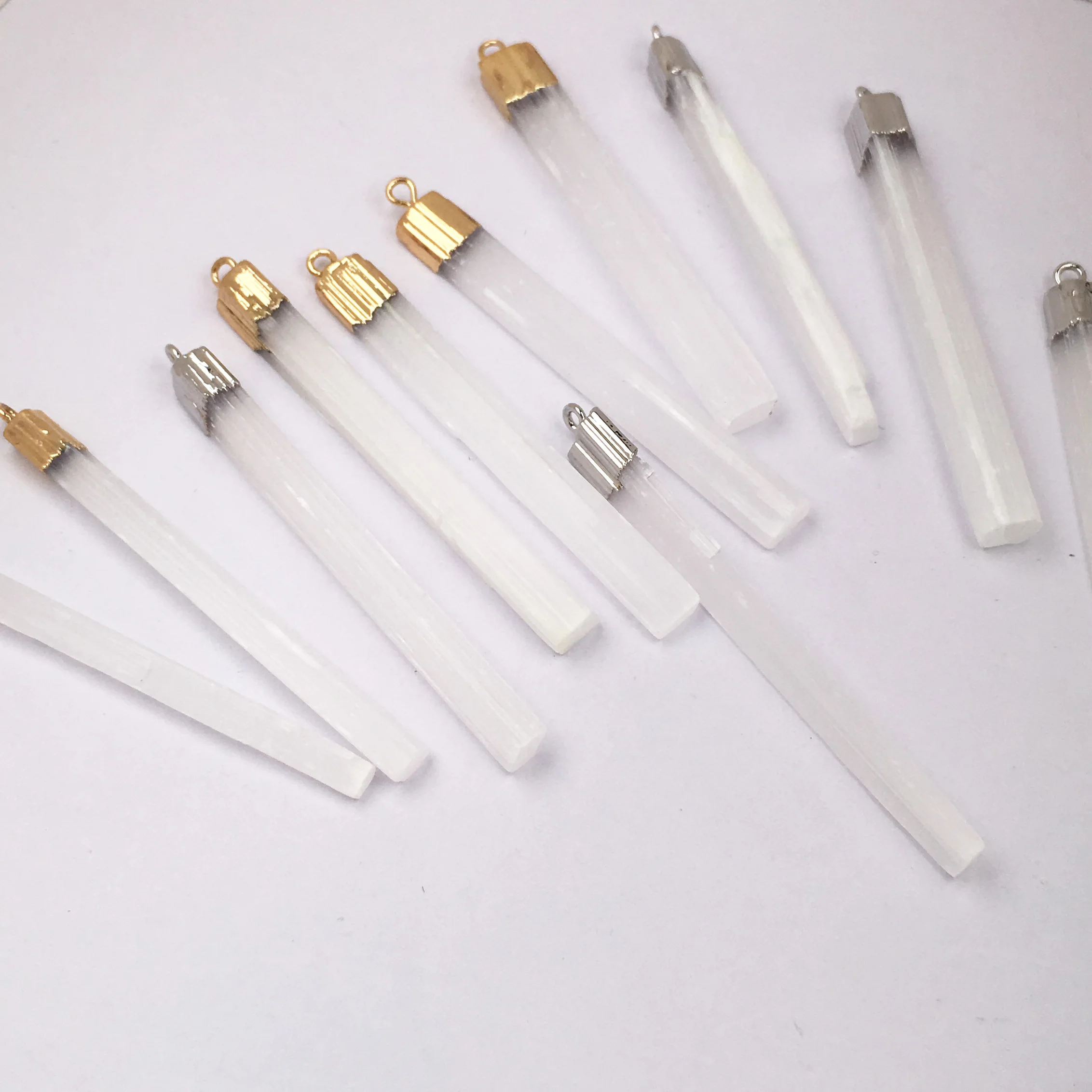 1PC White Selenite Plaster Pendant Rectangle Natural Semi-precious Stone Charms for DIY Necklace Making Jewelry Findings
1PC White Selenite Plaster Pendant Rectangle Natural Semi-precious Stone Charms for DIY Necklace Making Jewelry Findings