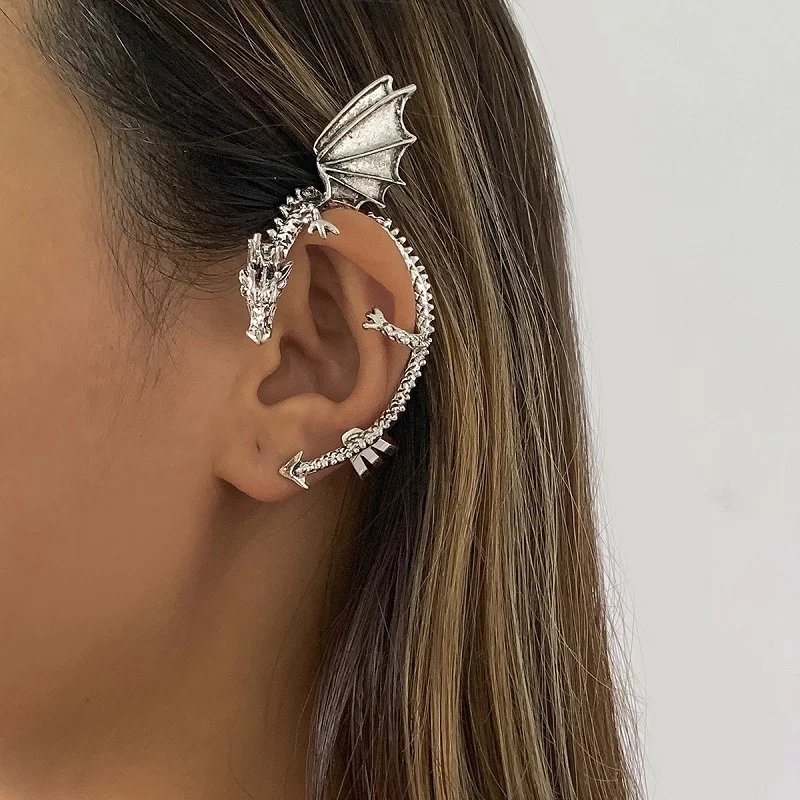 Classic Retro Dragon Ear Clips Earring Alloy Punk Gothic Ear Cuffs For Women Vintage Earrings Jewelry Accessories
Classic Retro Dragon Ear Clips Earring Alloy Punk Gothic Ear Cuffs For Women Vintage Earrings Jewelry Accessories