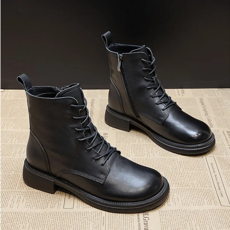 Женские ботинки из натуральной кожи, Новинка осени 2023, женская обувь, универсальные короткие ботинки, большой размер 43
Женские ботинки из натуральной кожи, Новинка осени 2023, женская обувь, универсальные короткие ботинки, большой размер 43