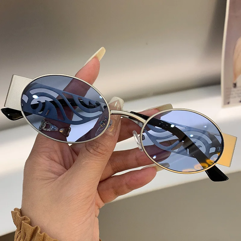 New Hollowed Punk Oval Metal Frame Sunglass Fashion Trendy Personalized Male Female Shades Cool Colorful Brand Designer Eyewear
New Hollowed Punk Oval Metal Frame Sunglass Fashion Trendy Personalized Male Female Shades Cool Colorful Brand Designer Eyewear