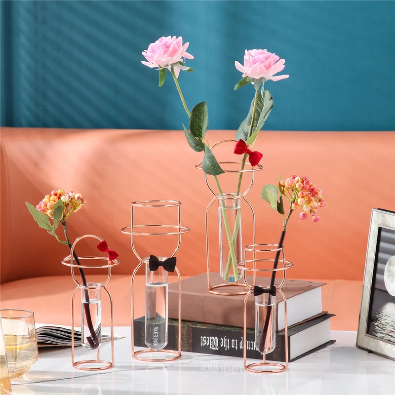Retro Iron Flower Vase Metal Plant Holder Nordic Home Decoration Flower Pot Desktop Ornament Wedding Living Room Decorative Vase
Retro Iron Flower Vase Metal Plant Holder Nordic Home Decoration Flower Pot Desktop Ornament Wedding Living Room Decorative Vase