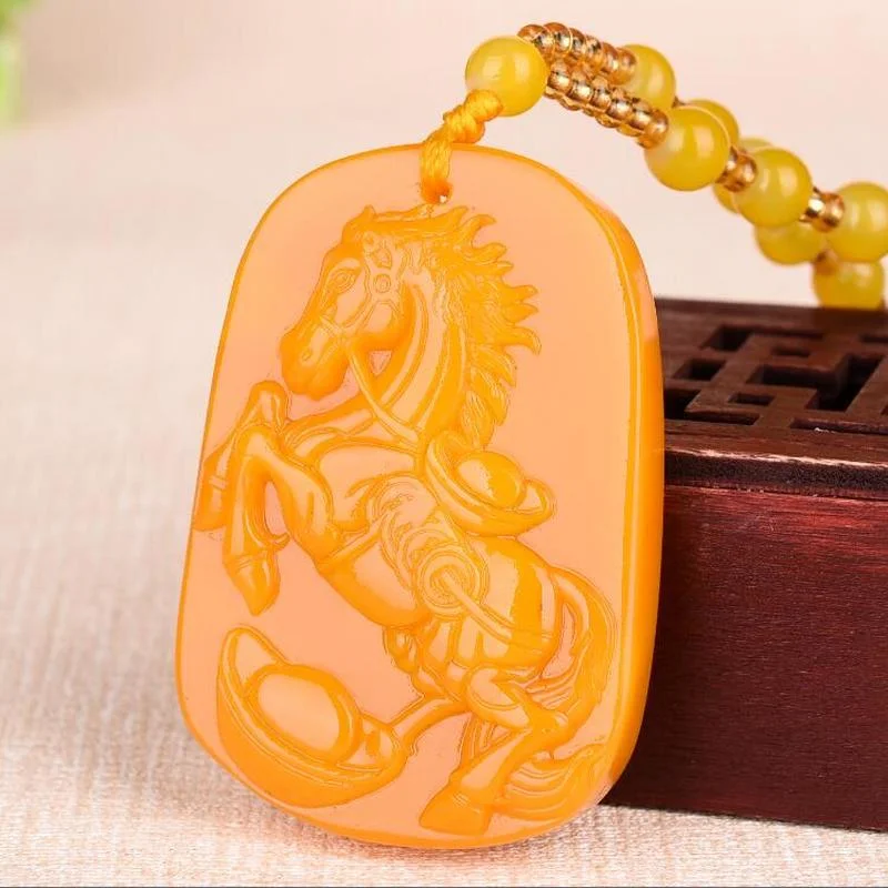 Natural Yellow Hand Carved Ma Yu Pendant Fashion Boutique Jewelry Men's and Women's Zodiac Horse Necklace Gift Accessories
Natural Yellow Hand Carved Ma Yu Pendant Fashion Boutique Jewelry Men's and Women's Zodiac Horse Necklace Gift Accessories
