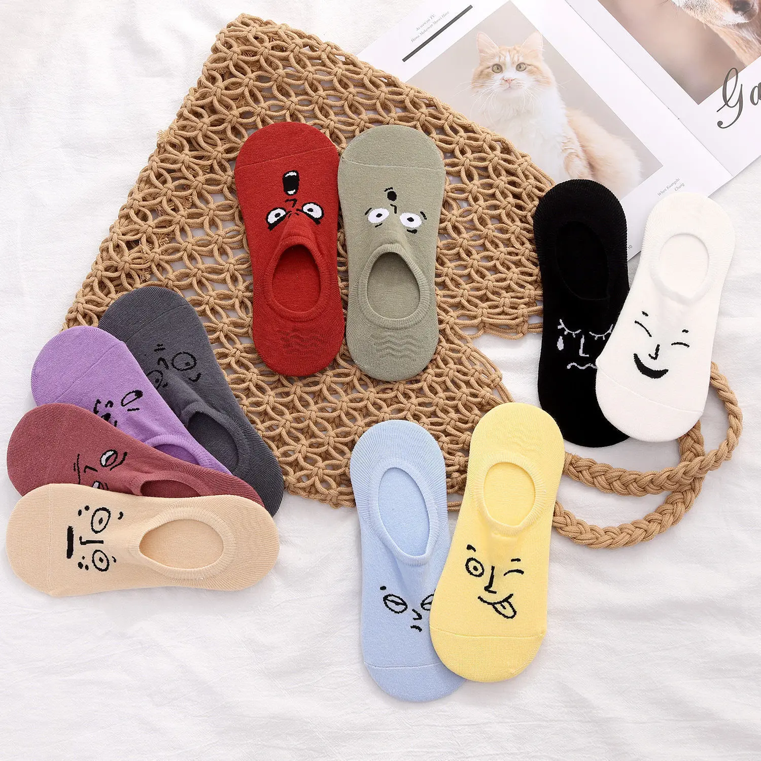 Women Invisible Embroidery Socks Cartoon Cute Solid Breathable Happy Casual Smile Funny Casual Boat Sock
Women Invisible Embroidery Socks Cartoon Cute Solid Breathable Happy Casual Smile Funny Casual Boat Sock