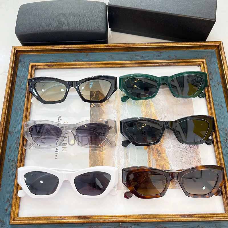 New Summer Cat eye Sunglass 4562 TErendy Female Dark Gradient Eyewear Luxury Brand Designer Popular Women Travelling Sun Shades
New Summer Cat eye Sunglass 4562 TErendy Female Dark Gradient Eyewear Luxury Brand Designer Popular Women Travelling Sun Shades