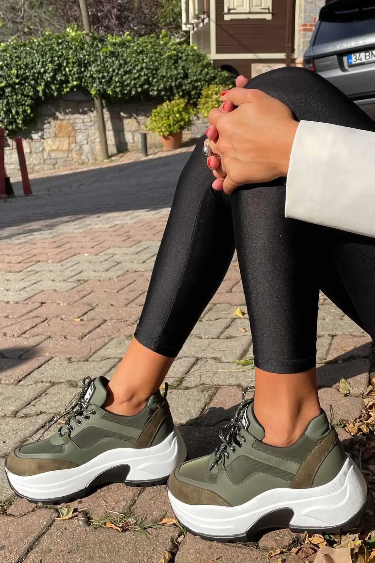 Women's Sneakers Casual Fashion Comfortable Platform Female Vulcanized Shoes High-Top Sneakers
Women's Sneakers Casual Fashion Comfortable Platform Female Vulcanized Shoes High-Top Sneakers