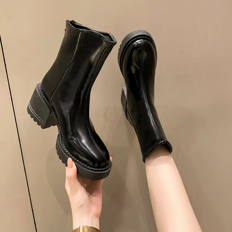 Женские резиновые ботинки на молнии, осенние ботинки-женские ботинки с круглым носком, резиновые ботинки для дождя, на высоком каблуке, с ко...
Женские резиновые ботинки на молнии, осенние ботинки-женские ботинки с круглым носком, резиновые ботинки для дождя, на высоком каблуке, с ко...