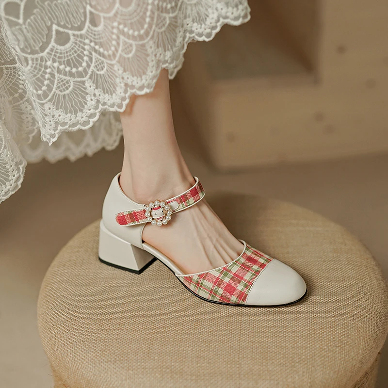 2022 womens sandals natural leather 22-24.5cm cowhide+Plaid fabric upper Pearl Hollow Round Toe Chunky Heel Shoes women sandals
2022 womens sandals natural leather 22-24.5cm cowhide+Plaid fabric upper Pearl Hollow Round Toe Chunky Heel Shoes women sandals