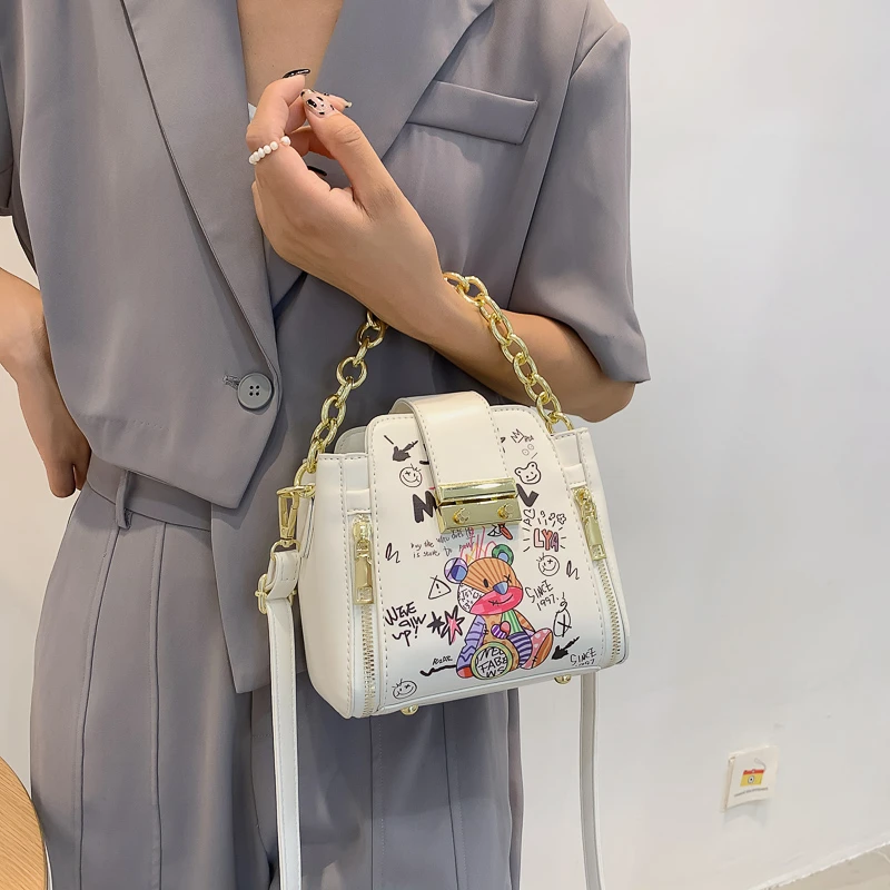 Bolsas Totebag Shoulder Bag Ladies Hand Bags Branded Bags 2022 Luxury Bag Woman Purses and Handbags Luxury Designer Handbag Tote
Bolsas Totebag Shoulder Bag Ladies Hand Bags Branded Bags 2022 Luxury Bag Woman Purses and Handbags Luxury Designer Handbag Tote