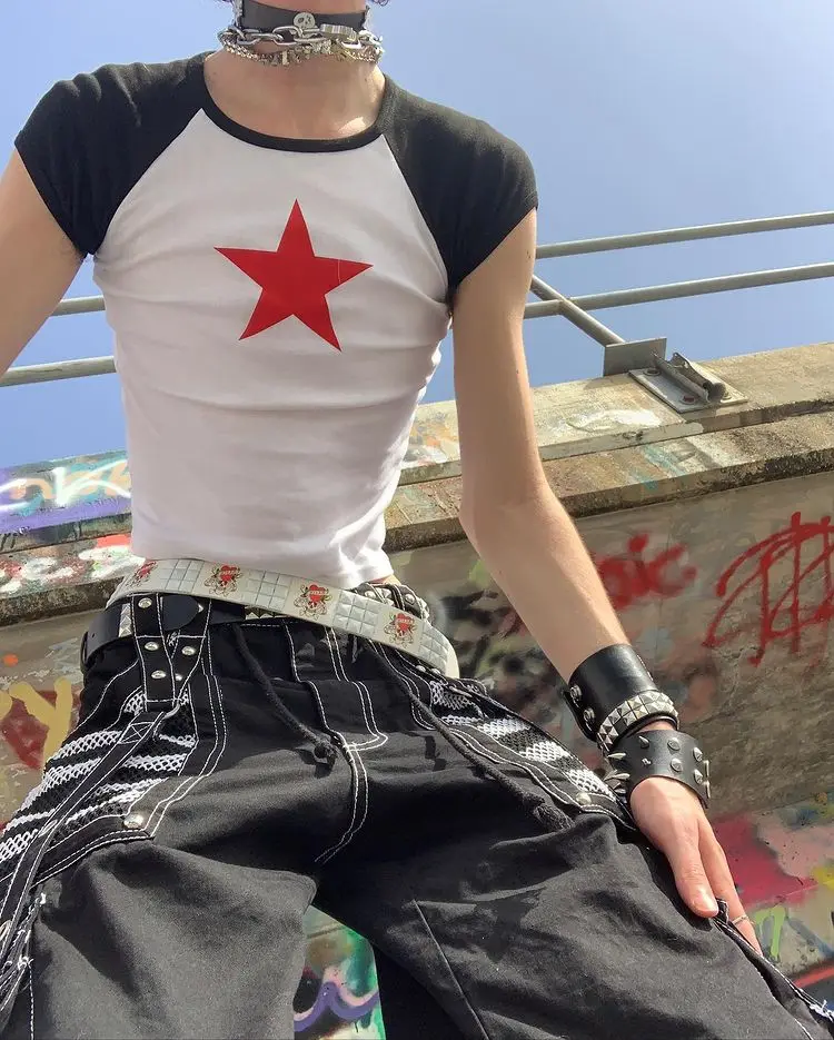 Y2k Clothes Patchwork Crop Top Slim Vintage Women Aesthetic Graphic Stars Print Short Sleeve Tee Punk Fairy Grunge Cute Baby Tee
Y2k Clothes Patchwork Crop Top Slim Vintage Women Aesthetic Graphic Stars Print Short Sleeve Tee Punk Fairy Grunge Cute Baby Tee
