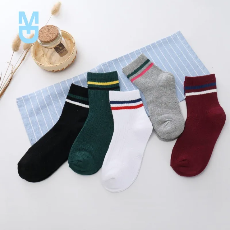 New Autumn Winter Girls Socks Cotton Stripes Fashion Children Socks 3-12 Year Kids Boys Socks
New Autumn Winter Girls Socks Cotton Stripes Fashion Children Socks 3-12 Year Kids Boys Socks