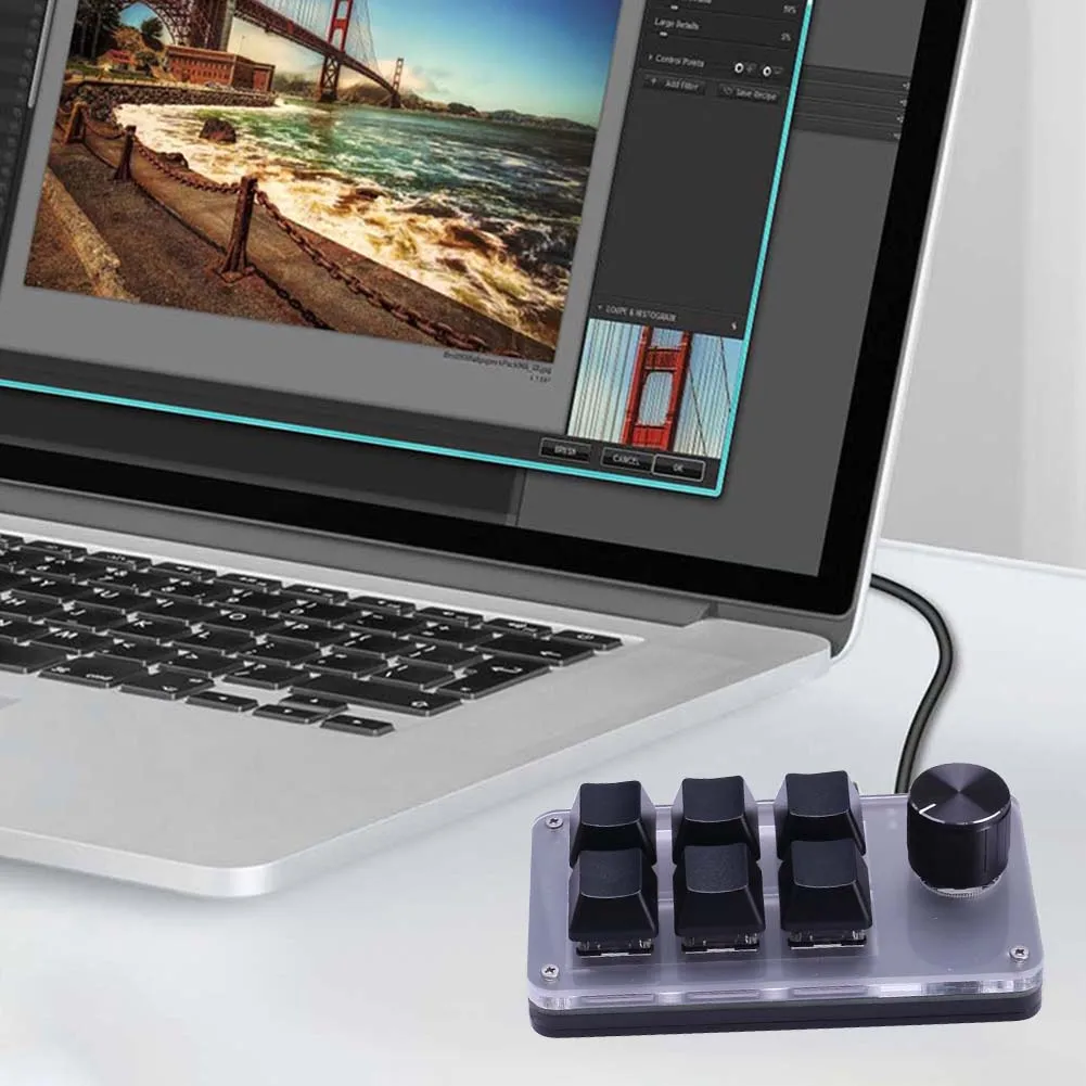 Macro Custom Gaming Keyboard Knob 9 Key 2 Knob Programmable Hotswap One-Handed Mechanical Keypad for PS Programme 
Macro Custom Gaming Keyboard Knob 9 Key 2 Knob Programmable Hotswap One-Handed Mechanical Keypad for PS Programme
