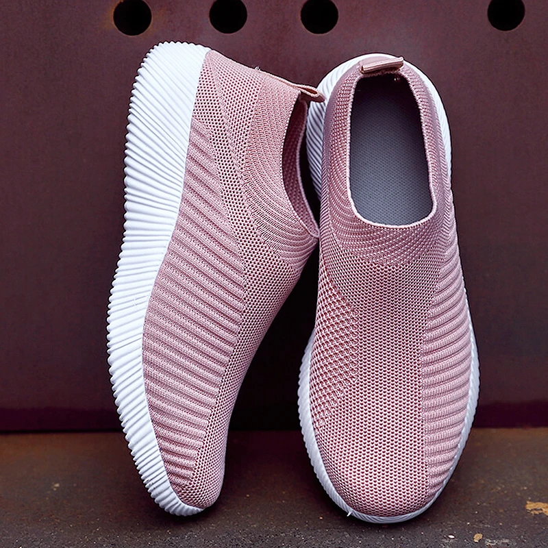 2022 Women Vulcanized Shoes High Quality Breathable Women Sneakers Slip on Flats Shoes Women Loafers Walking Flat Plus Size 43
2022 Women Vulcanized Shoes High Quality Breathable Women Sneakers Slip on Flats Shoes Women Loafers Walking Flat Plus Size 43