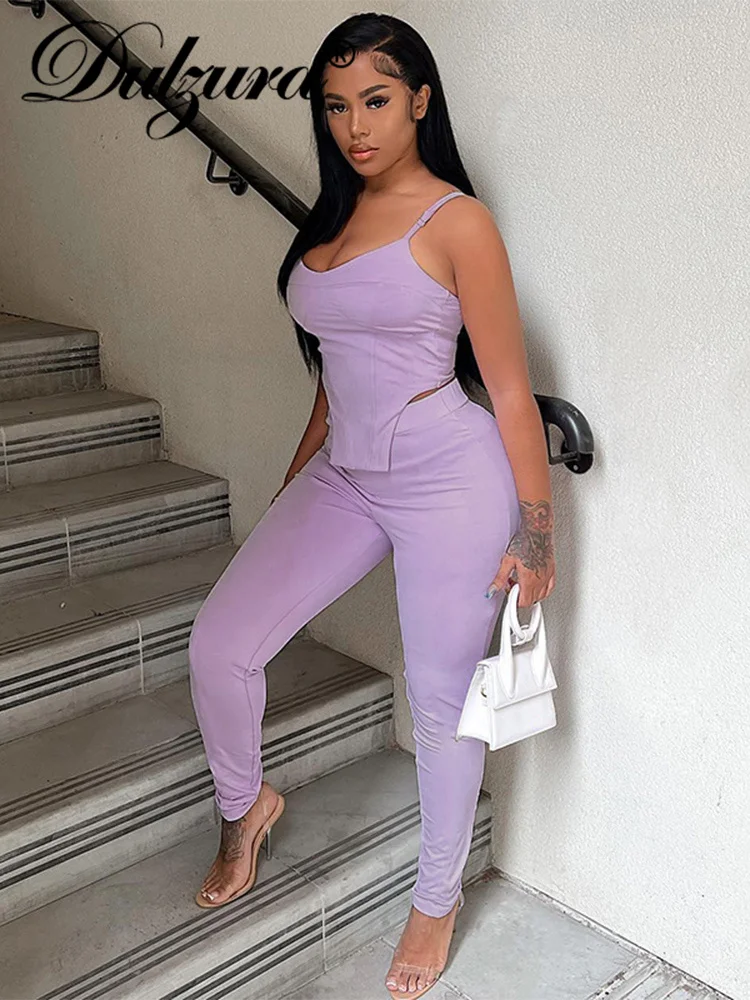 Dulzura 2022 Summer Women Sexy Outfits 2 Piece Sets Strap Backless Sleeveless Irregular Top High Waist Pants Matching Suit Party
Dulzura 2022 Summer Women Sexy Outfits 2 Piece Sets Strap Backless Sleeveless Irregular Top High Waist Pants Matching Suit Party