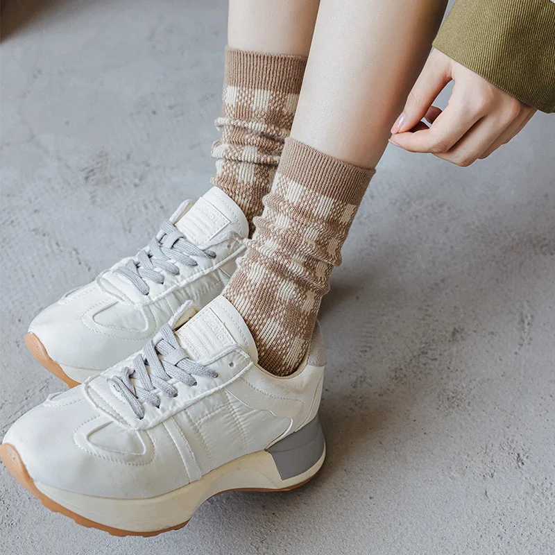 College Style School Girls Long Socks Autumn Winter Knitting Cotton Women Socks Korean Fashion Coffee Plaid Harajuku Crew Socks
College Style School Girls Long Socks Autumn Winter Knitting Cotton Women Socks Korean Fashion Coffee Plaid Harajuku Crew Socks