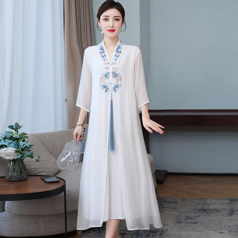 2022 Summer Chinese style Improved Hanfu Retro Embroidered Cheongsam zen tea Large Size Loose Dress For Women Clothing bd478
2022 Summer Chinese style Improved Hanfu Retro Embroidered Cheongsam zen tea Large Size Loose Dress For Women Clothing bd478