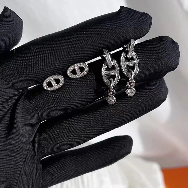 New Women's Earrings Korean Earrings Women's Vintage Zircon Pendant Gold Earrings Collection 2022 Trend Earrings Women's Jewelry
New Women's Earrings Korean Earrings Women's Vintage Zircon Pendant Gold Earrings Collection 2022 Trend Earrings Women's Jewelry