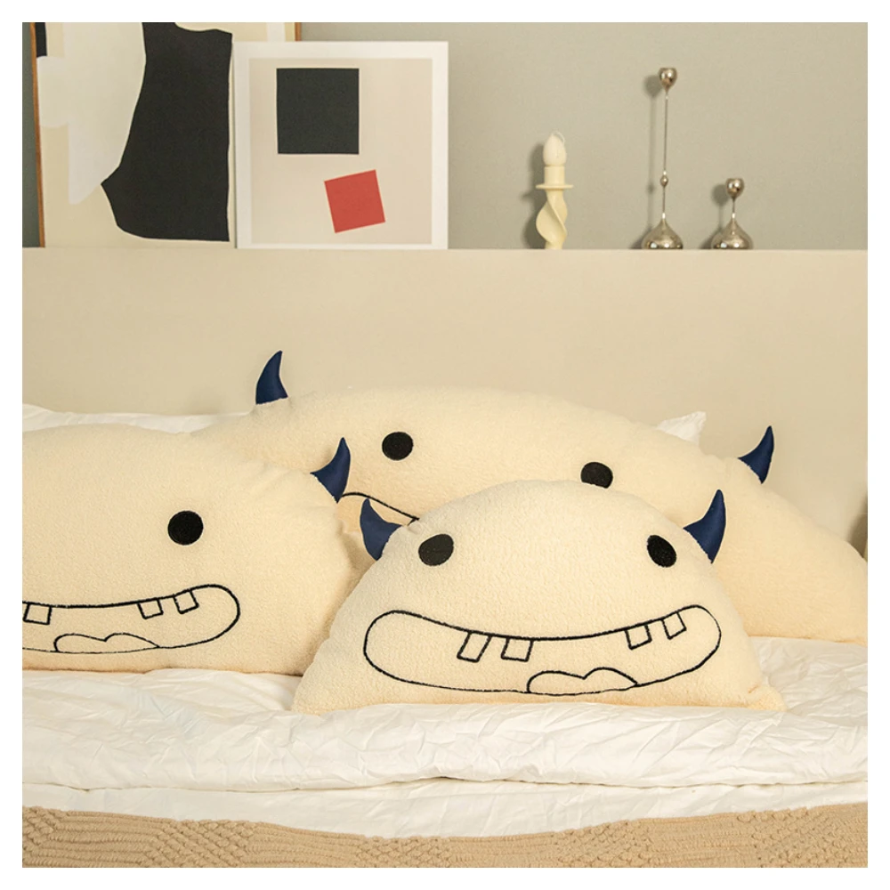 Cartoon bed cushion horn large back bay window sofa hug pillow on bed tatami soft bag children's pillow
Cartoon bed cushion horn large back bay window sofa hug pillow on bed tatami soft bag children's pillow
