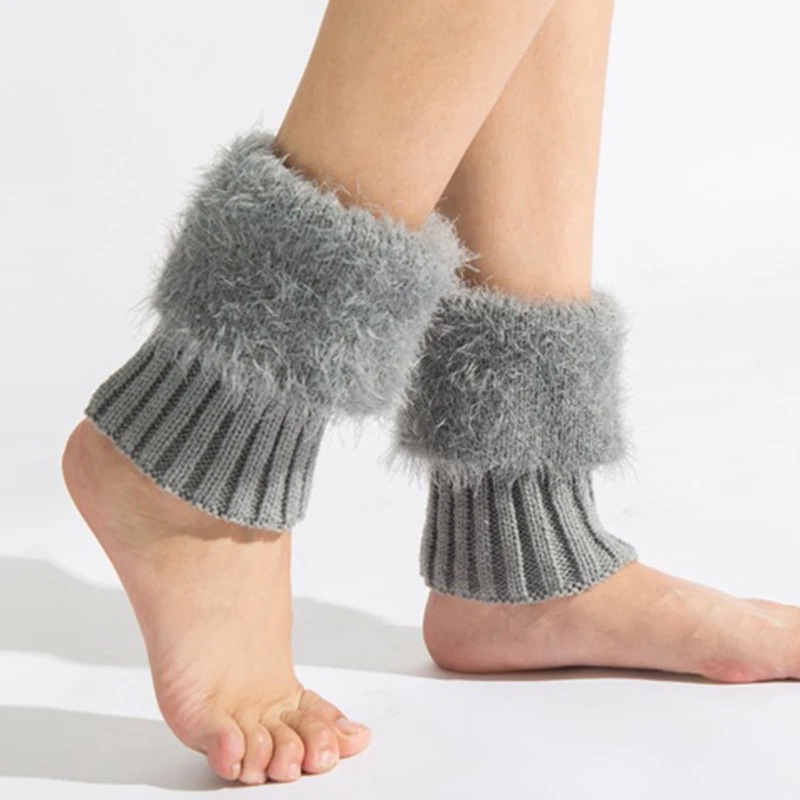Women Girls Autumn Winter Warm Crochet Knit Boot Cuffs Topper Thicken Furry Plush Solid Color Stretchy Short Leg Warmers Socks
Women Girls Autumn Winter Warm Crochet Knit Boot Cuffs Topper Thicken Furry Plush Solid Color Stretchy Short Leg Warmers Socks