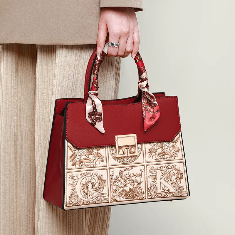 Bags New Women's Bag Crossbody Summer Portable Fashion Leather Mother Bag High-end Wedding Bag
Bags New Women's Bag Crossbody Summer Portable Fashion Leather Mother Bag High-end Wedding Bag