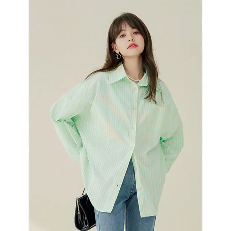 Loose Green Striped Shirt Top Women's Long-sleeved High-end Niche Chic Retro Stacked Shirt
Loose Green Striped Shirt Top Women's Long-sleeved High-end Niche Chic Retro Stacked Shirt
