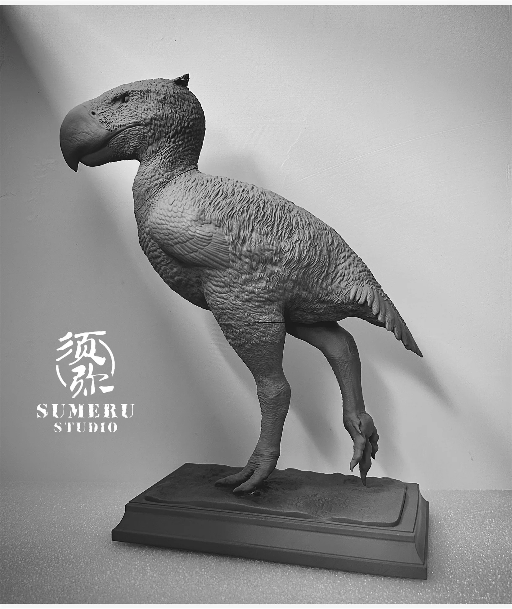 Модель Sumeru Studio бронtornis Burmeisteri, коллекция декоративных животных, подарок на день рождения, Реалистичная игрушка для взрослых, 1/10
Модель Sumeru Studio бронtornis Burmeisteri, коллекция декоративных животных, подарок на день рождения, Реалистичная игрушка для взрослых, 1/10