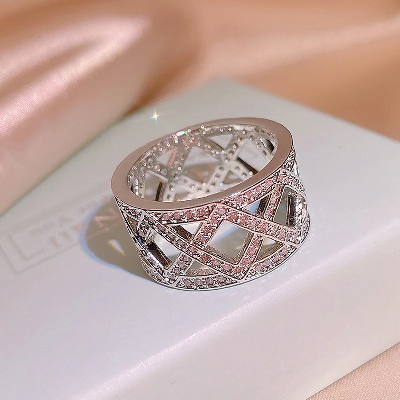 Hot Simple 100% 925 Stamp Silver Color Cross Rings for Women Grid Design Hollowed Out Ring Wedding Jewelry Gift Party
Hot Simple 100% 925 Stamp Silver Color Cross Rings for Women Grid Design Hollowed Out Ring Wedding Jewelry Gift Party