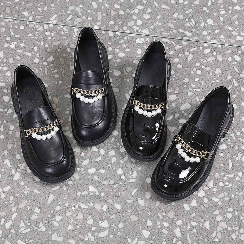 

Туфли женские кожаные в британском стиле, маленькие лоферы на толстой подошве, с цепочкой и жемчугом, Jk, весна-осень 2021