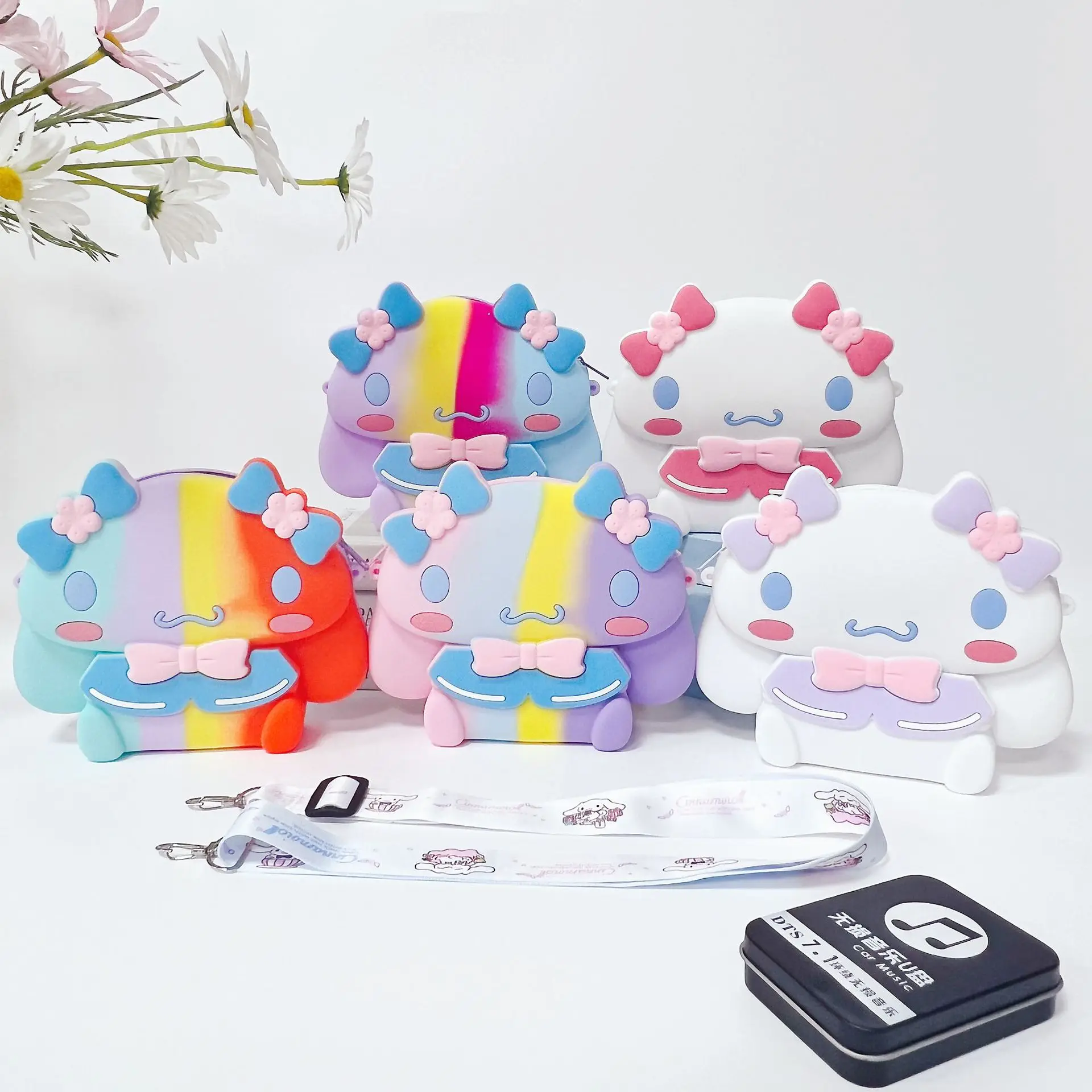 Sanrioed Kawaii Anime Cartoon series Cinnamoroll Fashion exquisite children's small backpack coin purse cute girl holiday gift
Sanrioed Kawaii Anime Cartoon series Cinnamoroll Fashion exquisite children's small backpack coin purse cute girl holiday gift