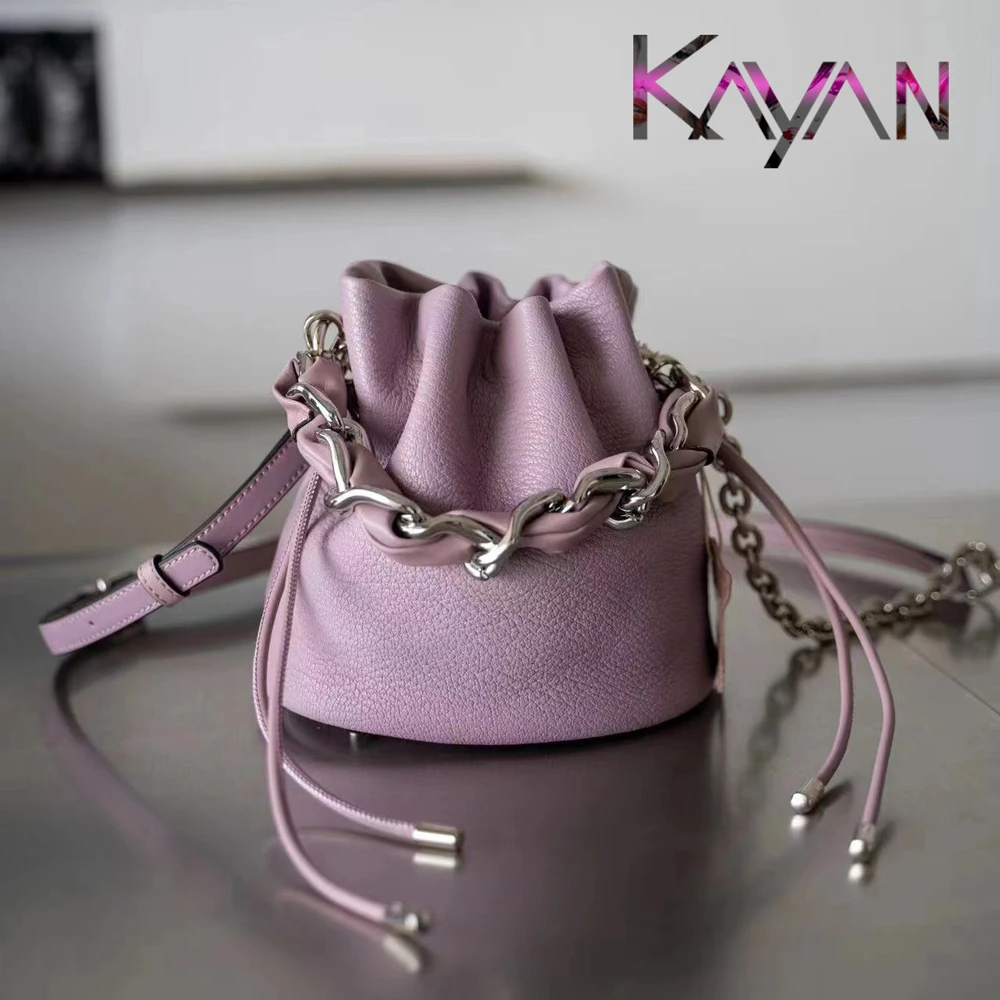 2022 High Quality sheepskin Women Bucket bag handbag soft leather chain Shoulder messenger bag Ladies Female handbag
2022 High Quality sheepskin Women Bucket bag handbag soft leather chain Shoulder messenger bag Ladies Female handbag