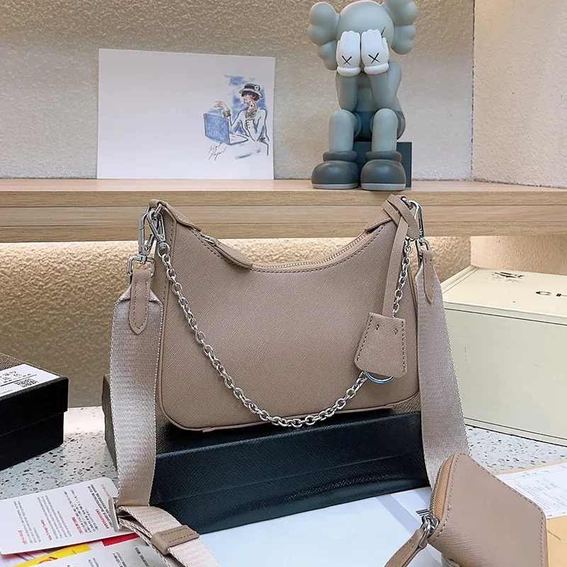 Explosive Portable Crossbody New Brand Leather 1 Bag Fashion Luxury Ladies Zipper Chain Bag Popular Summer Handbag 3 Designer In
Explosive Portable Crossbody New Brand Leather 1 Bag Fashion Luxury Ladies Zipper Chain Bag Popular Summer Handbag 3 Designer In