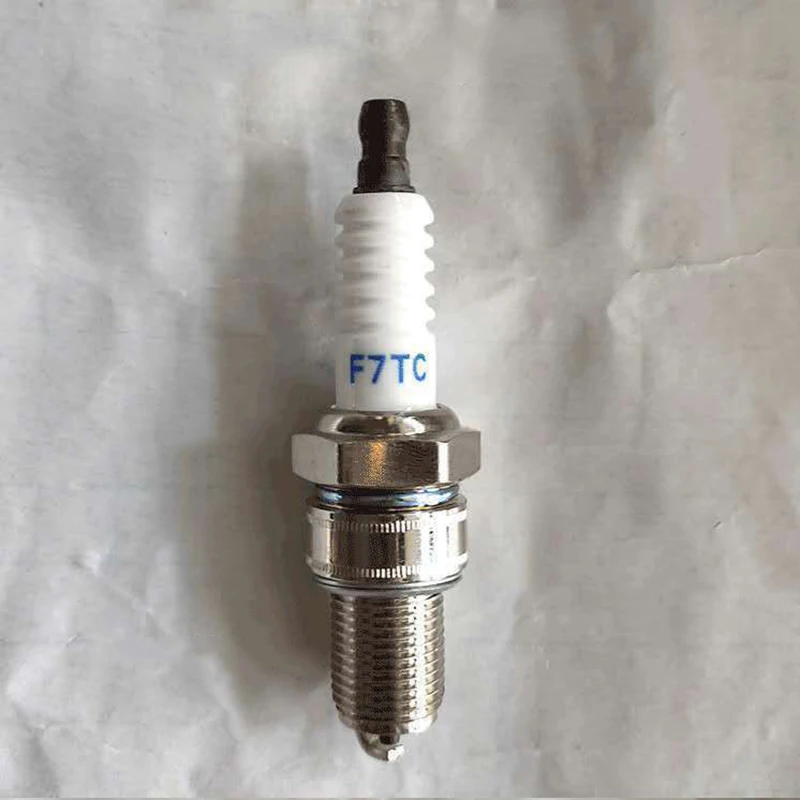 1 шт., универсальная бензиновая модель F7TC, четырехтактная бензиновая сельскохозяйственная микрообработка почвы, Свеча зажигания 
1 шт., универсальная бензиновая модель F7TC, четырехтактная бензиновая сельскохозяйственная микрообработка почвы, Свеча зажигания
