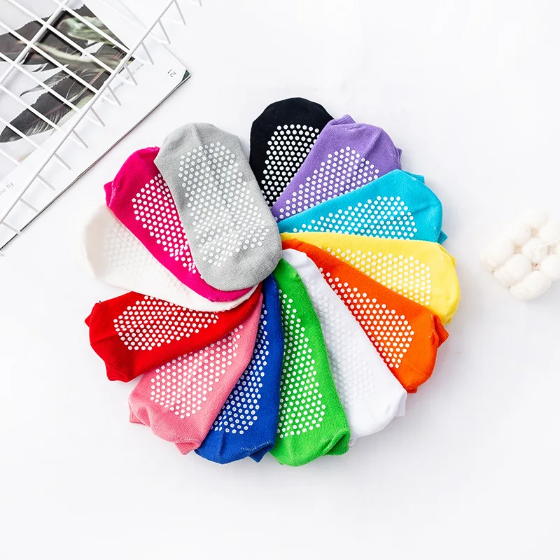 High Quality Ladies Pilates Socks Non-Slip Breathable Backless Yoga Ankle Bare Instep Ladies Ballet Sports Socks Fitness Gym
High Quality Ladies Pilates Socks Non-Slip Breathable Backless Yoga Ankle Bare Instep Ladies Ballet Sports Socks Fitness Gym