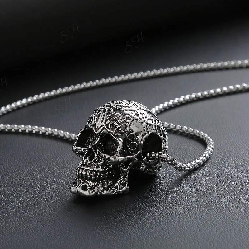 Retro Hip Hop Stainless Steel Skull Necklace Ladies Men's Domineering Skull Pendant Necklace Boho Jewelry Pendants New in Chains
Retro Hip Hop Stainless Steel Skull Necklace Ladies Men's Domineering Skull Pendant Necklace Boho Jewelry Pendants New in Chains