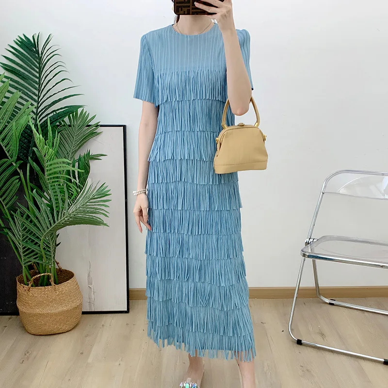 

2023 New Pleated Short Sleeve Tassel Spliced Cake Dress for Women's Summer Long Style and Age Reducing Short Sleeve Dress