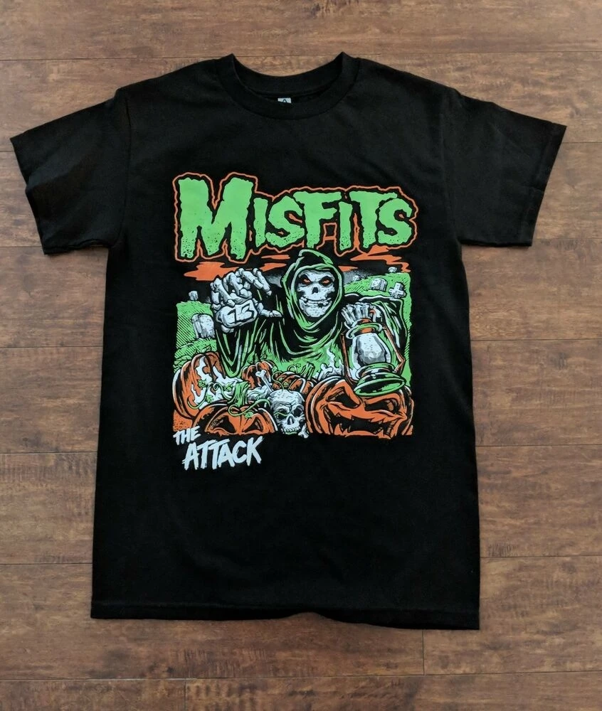 Футболка MISFITS с надписью «THE ATTACK SKELETON GRIM REAPER»
Футболка MISFITS с надписью «THE ATTACK SKELETON GRIM REAPER»