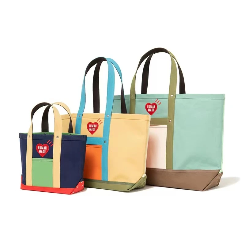 HUMAN MADE Bag Heart Embroidery Men Women HUMAN MADE Black Letter One Shoulder Messenger Canvas Bag
HUMAN MADE Bag Heart Embroidery Men Women HUMAN MADE Black Letter One Shoulder Messenger Canvas Bag