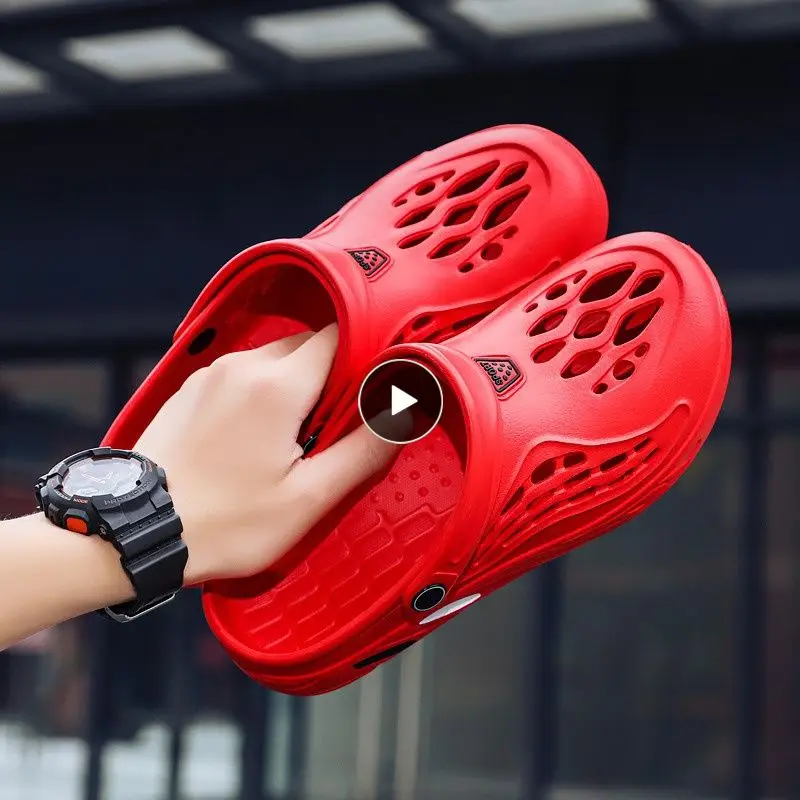 Outdoor Slippers Reversible Heel Belt Anti-skid Home Slippers 1 Beach Shoes Breathable And Comfortable Sandal Durable Sandals
Outdoor Slippers Reversible Heel Belt Anti-skid Home Slippers 1 Beach Shoes Breathable And Comfortable Sandal Durable Sandals