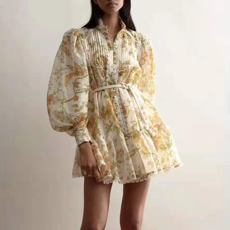 Court printed skirt the new spring 2022 single-breasted waist with lantern sleeve dress female temperament
Court printed skirt the new spring 2022 single-breasted waist with lantern sleeve dress female temperament