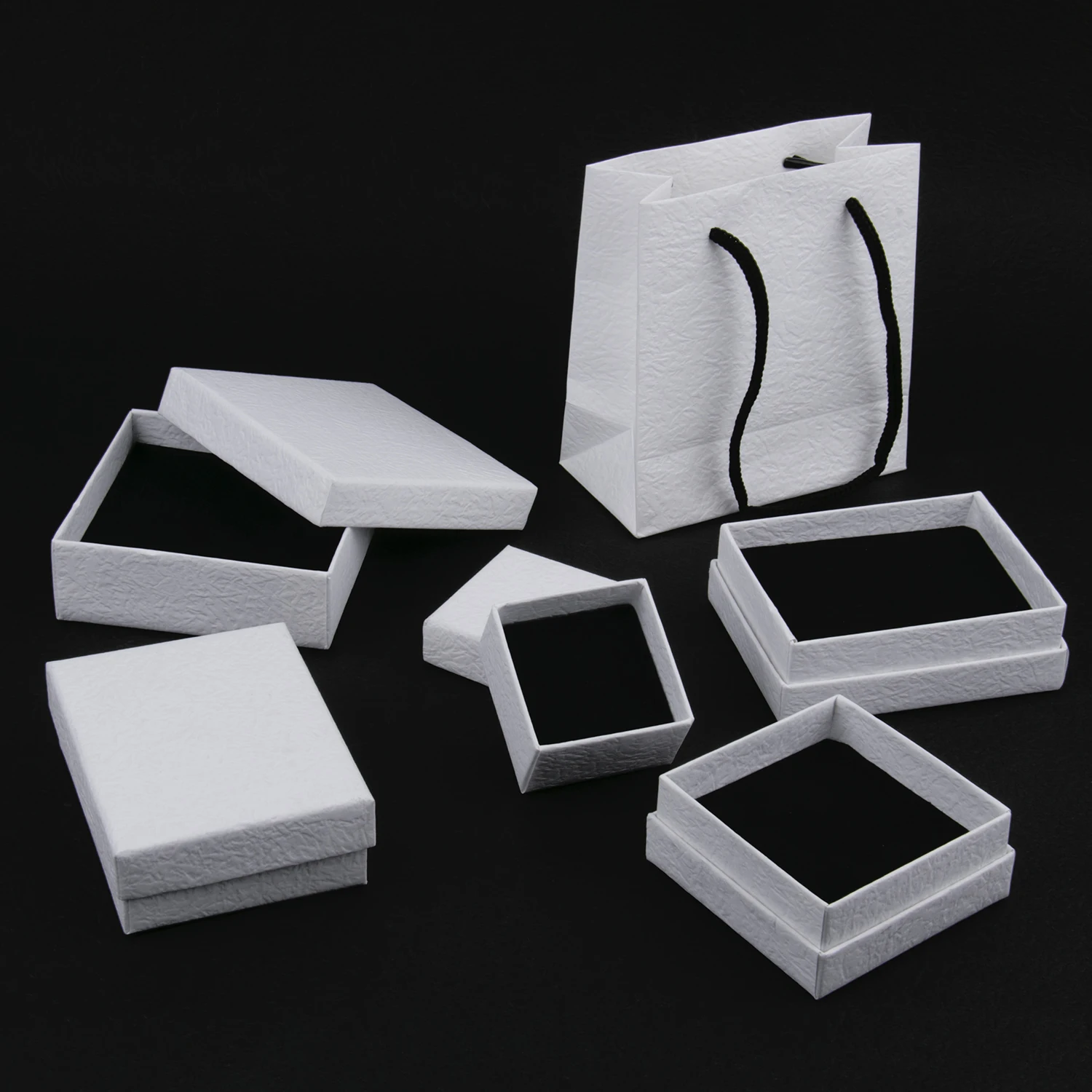 White Kraft Jewelry Box Paper Organizer Gift Box Engagement Ring For Necklace Pendant Bracelet Display Packaging Gift Boxes
White Kraft Jewelry Box Paper Organizer Gift Box Engagement Ring For Necklace Pendant Bracelet Display Packaging Gift Boxes