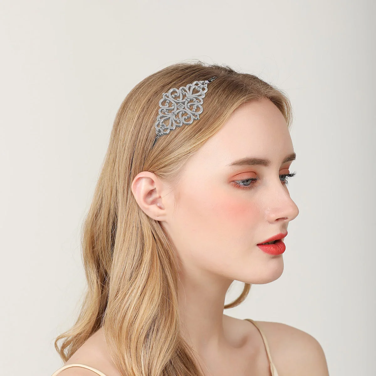 Filigree Charms Flower Alloy Making Plate Jewelry Rhombic Pendant Metal Connectors Platinum Decoration Laminate Accessory Beads
Filigree Charms Flower Alloy Making Plate Jewelry Rhombic Pendant Metal Connectors Platinum Decoration Laminate Accessory Beads