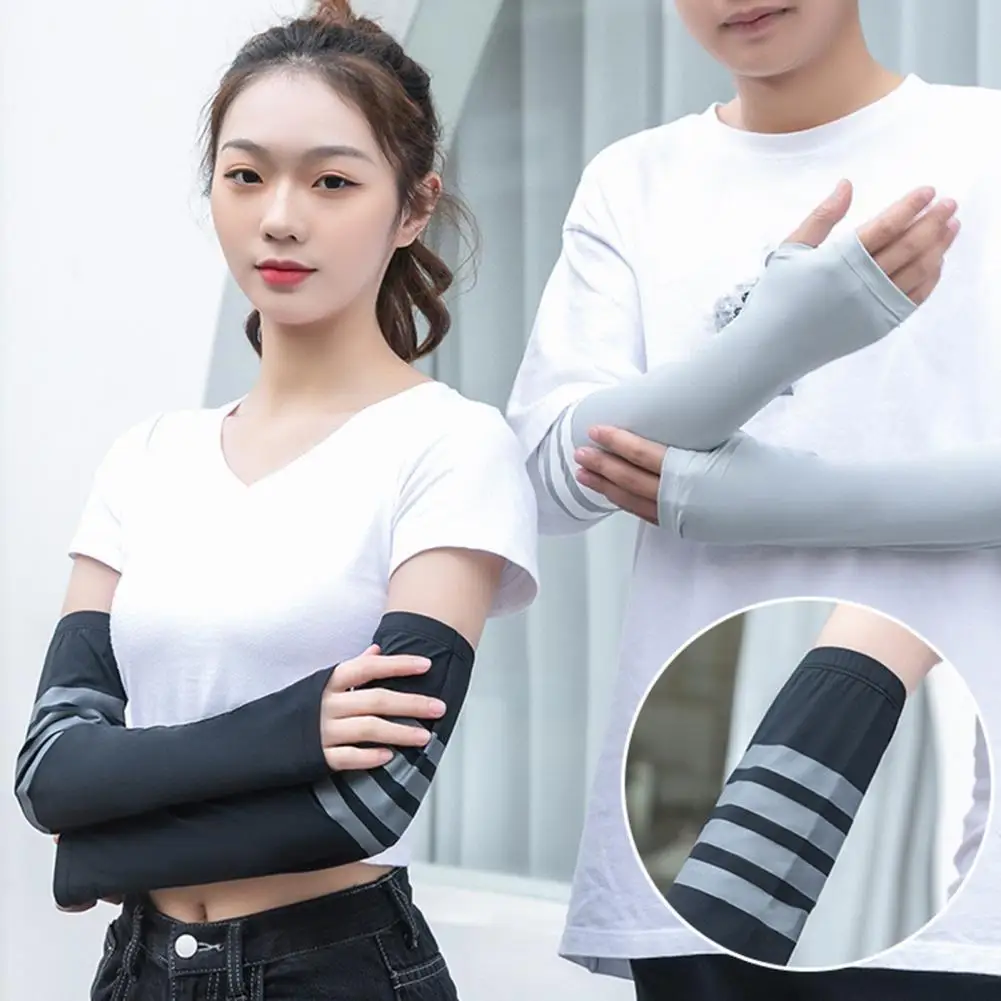 Useful Sport Arm Sleeves Wear-resistant Lightweight Ice Silk Arm Sleeves Hand Cover Cool Arm Sleeves Cycling Sleeves 1 Pair
Useful Sport Arm Sleeves Wear-resistant Lightweight Ice Silk Arm Sleeves Hand Cover Cool Arm Sleeves Cycling Sleeves 1 Pair